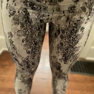 Evolution & Creation, white snake skin leggings. Small.